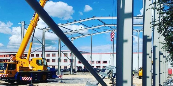 鋼結(jié)構(gòu)廠房