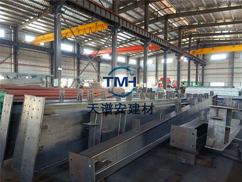 鋼結(jié)構(gòu)