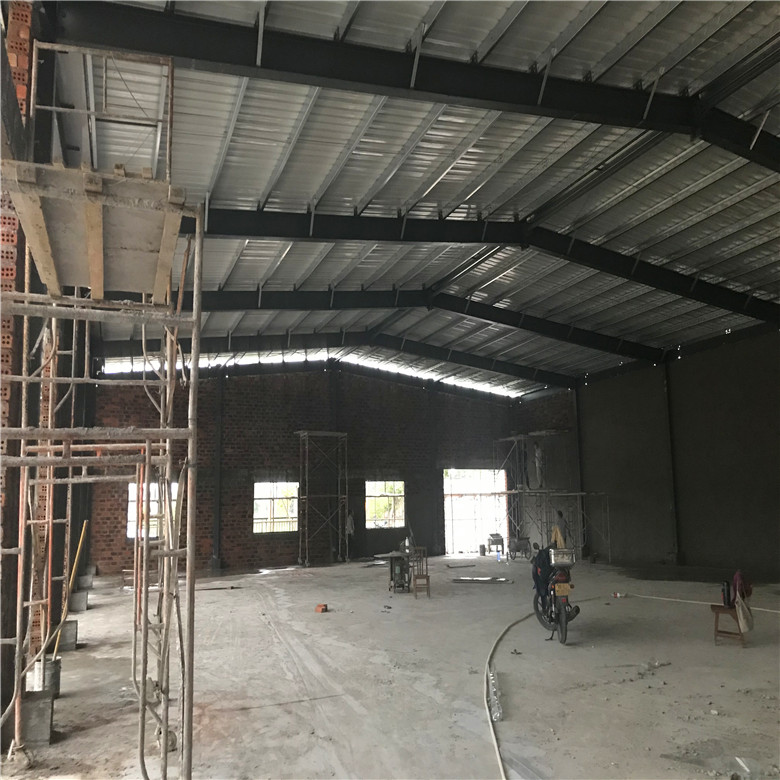 天譜安鋼結(jié)構(gòu)廠房08