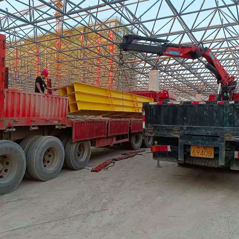 鋼結(jié)構(gòu)